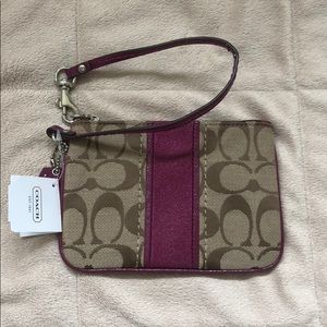 Brand New Coach Wristlet Khaki/Passion Berry